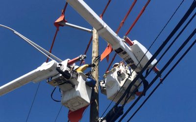 Grattan Line in RI with NGRID to restore power to thousands
